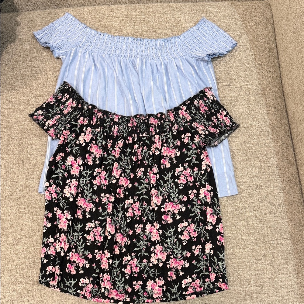 American Eagle Outfitters Blue and Black Floral Blouses